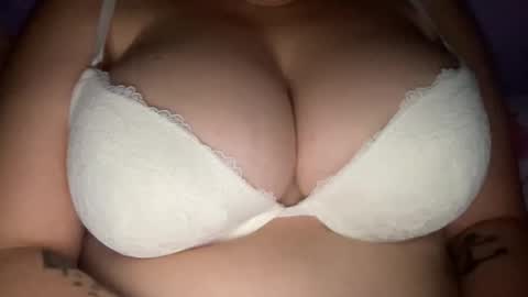peular online show from May 2026 11:11:02 PM