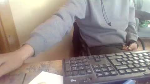 Snapshot of peyo873996 chatting on April 2026 08:03:01 AM peyo873996 online show from April 2026 08:03:01 AM