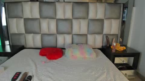 peyton_wat20 online show from September 2025 05:09:01 AM