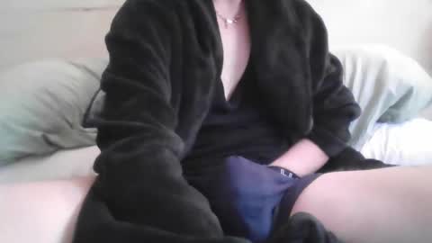 pgramlin09 online show from December 2025 08:37:02 PM