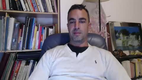 Snapshot of phantasie31 chatting on October 2025 08:44:01 PM phantasie31 online show from October 2025 08:44:01 PM