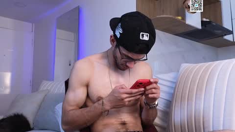 phantom_bigger1 online show from January 2025 02:17:02 PM