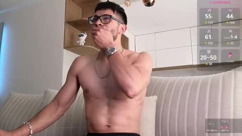 phantom_bigger1 online show from November 2025 02:17:01 PM