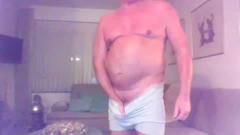 Phil online show from October 2025 07:36:02 PM