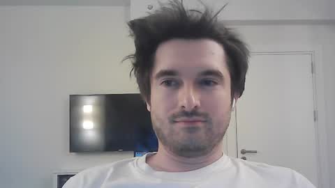 Snapshot of philborison chatting on June 2026 04:06:01 PM PhilipBorison online show from June 2026 04:06:01 PM