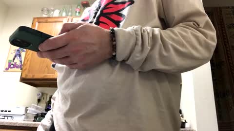 Snapshot of phildoesart chatting on December 2024 12:22:01 AM Phil online show from December 2024 12:22:01 AM