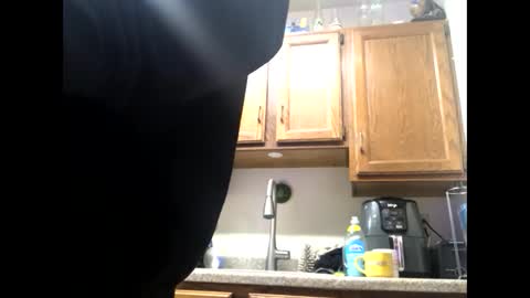 Snapshot of phildoesart chatting on March 2025 12:18:01 AM Phil online show from March 2025 12:18:01 AM