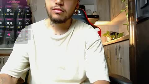 Snapshot of philip_stones_ftm chatting on November 2025 12:22:01 AM phil online show from November 2025 12:22:01 AM