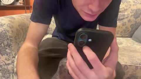 Pitaylol online show from November 2025 09:41:02 PM