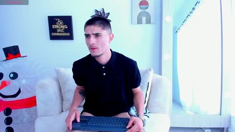 Snapshot of philiprich chatting on December 2024 06:23:02 PM philiprich online show from December 2024 06:23:02 PM