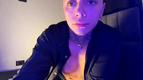 PHILLIP online show from December 2025 12:25:02 PM