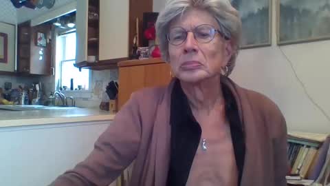 Snapshot of phillipa1023 chatting on January 2025 08:30:01 PM phillipa online show from January 2025 08:30:01 PM