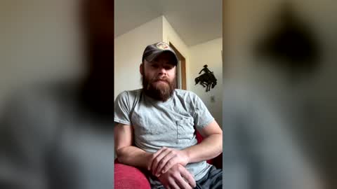 Snapshot of phillipbeech86 chatting on December 2025 09:42:02 PM phillipbeech86 online show from December 2025 09:42:02 PM