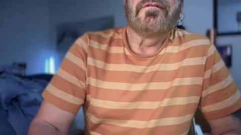 Snapshot of phillyhung8 chatting on February 2025 02:51:01 AM phillyhung8 online show from February 2025 02:51:01 AM