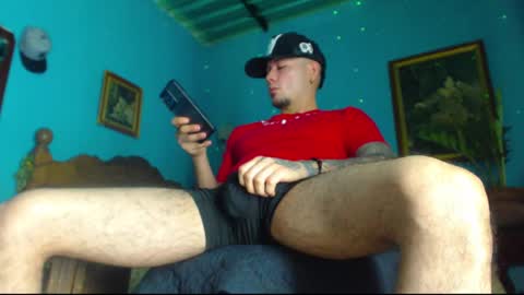 phlilloyhighclouds online show from February 2025 08:10:01 PM