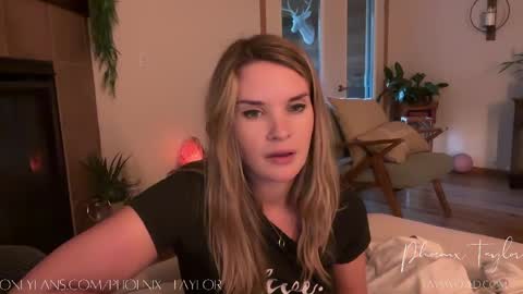 PHOENIX TAYLOR online show from May 2026 02:28:01 AM