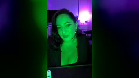 Snapshot of phoenixpowers chatting on August 2026 08:02:02 AM phoenixpowers online show from August 2026 08:02:02 AM