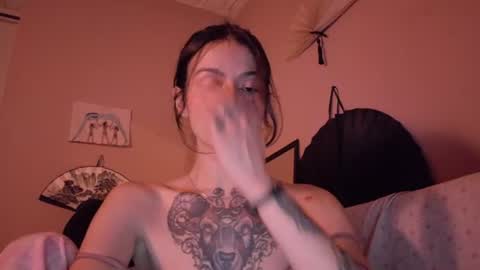 phoenixx_x online show from June 2026 03:42:01 AM