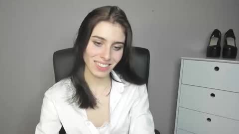 Snapshot of pia_desire chatting on November 2025 10:19:02 PM P I A online show from November 2025 10:19:02 PM