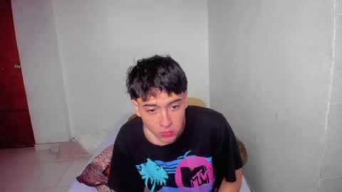 Snapshot of picaszomilos350 chatting on May 2026 11:42:02 AM picaszomilos350 online show from May 2026 11:42:02 AM