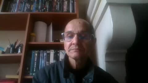 Snapshot of pichoun71 chatting on December 2024 11:28:02 AM pichoun71 online show from December 2024 11:28:02 AM