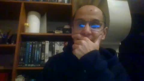 Snapshot of pichoun71 chatting on December 2024 08:18:01 PM pichoun71 online show from December 2024 08:18:01 PM