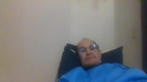 Snapshot of pichoun71 chatting on January 2025 07:25:01 AM pichoun71 online show from January 2025 07:25:01 AM