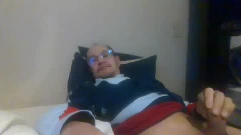 Snapshot of pichoun71 chatting on January 2025 07:51:02 AM pichoun71 online show from January 2025 07:51:02 AM