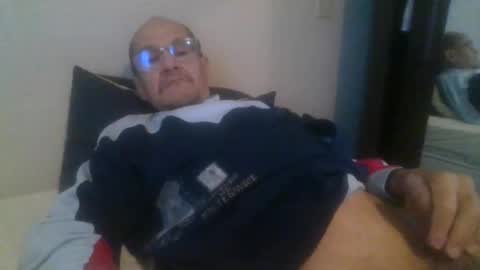 Snapshot of pichoun71 chatting on November 2025 08:14:02 AM pichoun71 online show from November 2025 08:14:02 AM