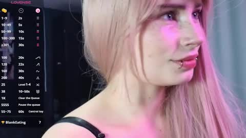 Piera online show from October 2025 07:25:01 PM