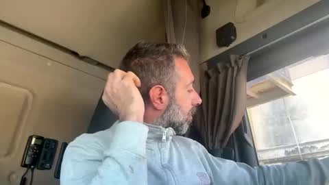 pierotu online show from November 2025 11:54:01 AM