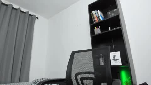 Snapshot of pierrevidal chatting on January 2025 11:03:01 PM Pierre online show from January 2025 11:03:01 PM