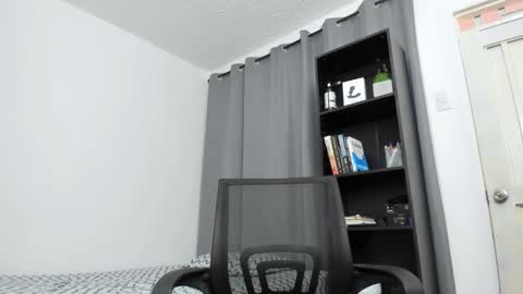 Snapshot of pierrevidal chatting on March 2025 01:25:02 PM Pierre online show from March 2025 01:25:02 PM