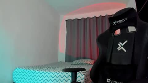 Snapshot of pierrevidal chatting on December 2025 10:15:01 PM Pierre online show from December 2025 10:15:01 PM