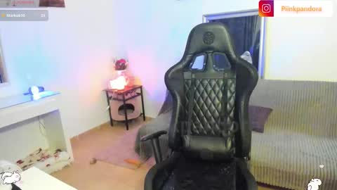 PiinkPandora online show from March 2026 04:13:02 PM