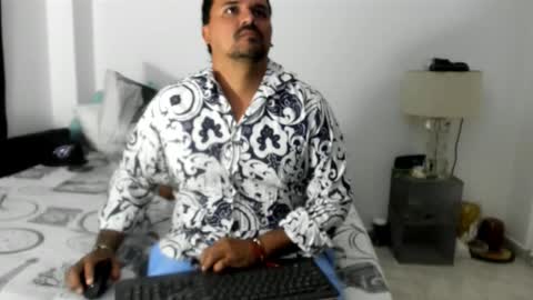 Snapshot of pikoro_gomez chatting on November 2025 02:10:01 AM pikoro_gomez online show from November 2025 02:10:01 AM