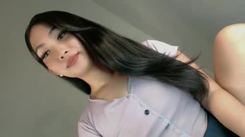 Snapshot of pillow_whispers chatting on June 2026 09:37:02 PM jane online show from June 2026 09:37:02 PM