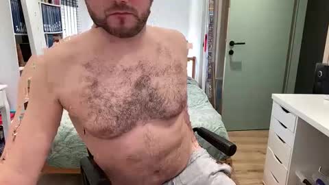 pilou online show from February 2026 12:13:02 PM