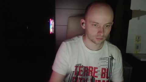 Bee online show from December 2024 11:56:02 PM