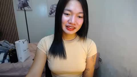 Shenna online show from October 2025 10:50:02 PM