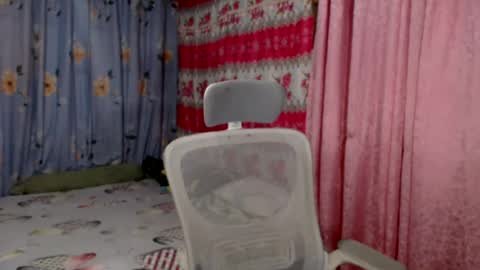 Snapshot of pinay_singlemomxs chatting on July 2026 04:33:02 PM pinay_singlemomxs online show from July 2026 04:33:02 PM