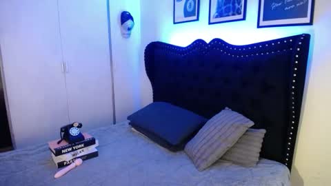 dee online show from November 2025 12:41:01 AM