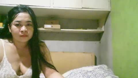 Snapshot of pinaycuddles chatting on June 2026 05:27:01 PM pinaycuddles online show from June 2026 05:27:01 PM