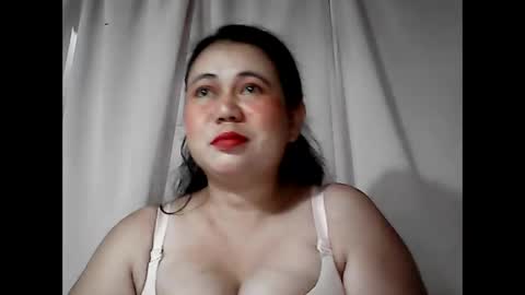 pinaymama12345 online show from December 2025 11:43:01 PM