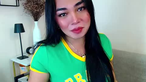 Snapshot of pinaymorena69 chatting on December 2024 11:50:01 PM Just cath  online show from December 2024 11:50:01 PM