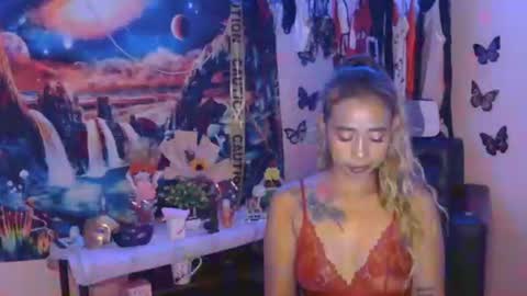 pinaymorena_renelda online show from May 2026 03:01:02 AM