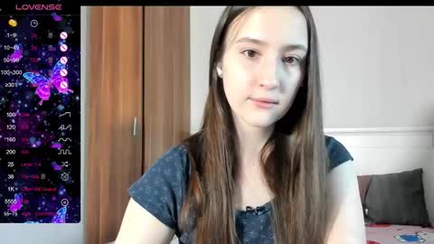 pingviluly online show from October 2025 06:25:01 AM