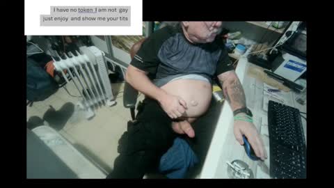 pini_z online show from December 2024 04:38:01 PM