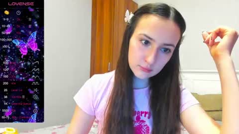 Snapshot of pink_soda33 chatting on June 2026 05:45:01 AM pink_soda33 online show from June 2026 05:45:01 AM