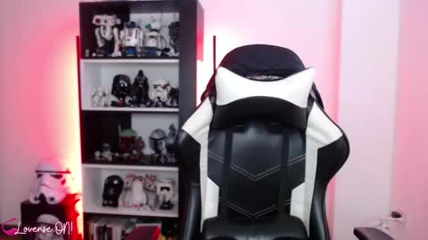 Snapshot of pinkcatlive chatting on October 2025 07:36:02 PM Emily online show from October 2025 07:36:02 PM